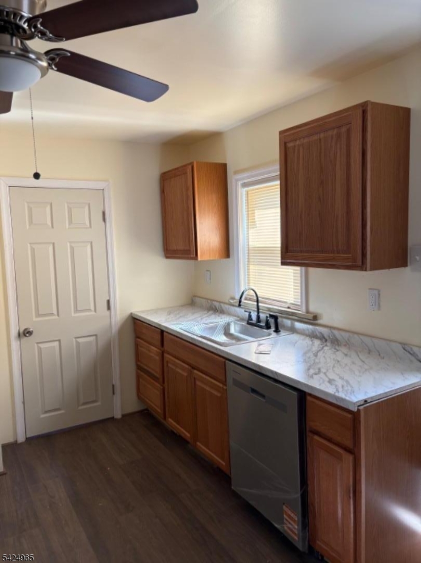 7 Filmore Street, Unit 2 Phillipsburg, NJ 08865 - Photo 5 of 14 a view of two sink a mirror and cabinets in a room