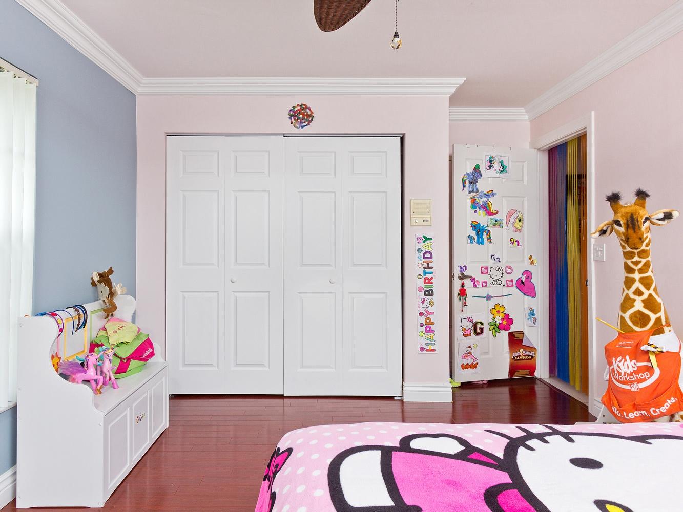 11321 Lake Tree Court Boca Raton, FL 33498 - Photo 21 of 28 20_Bedroom2_Closet