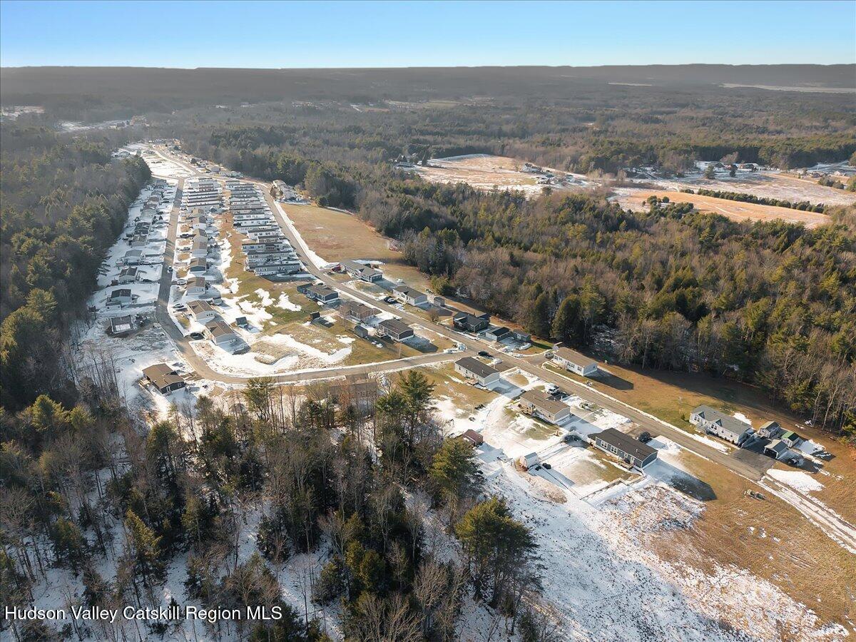185 Old State Road, Unit 55 Broadalbin, NY 12025 - Photo 24 of 62 a view of a city