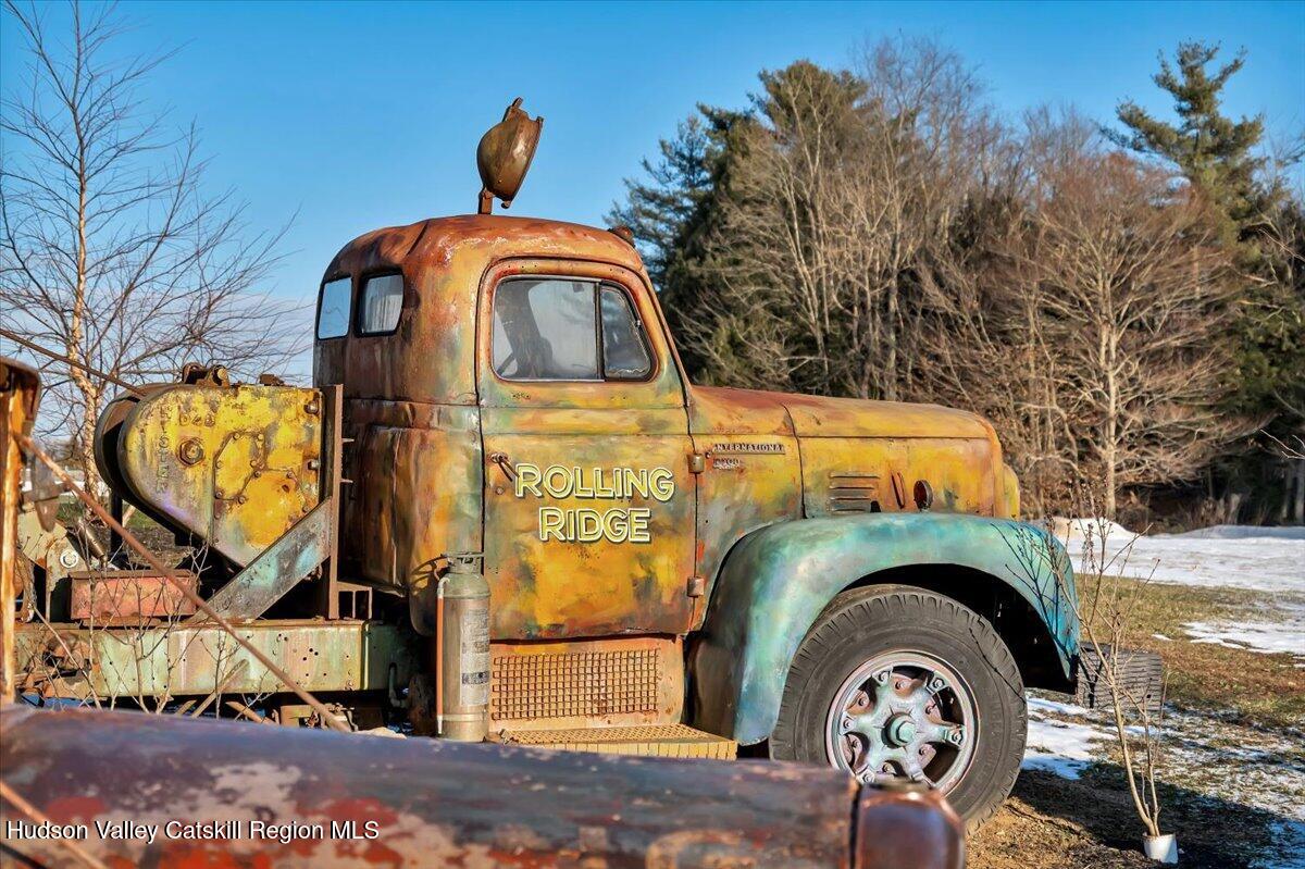 185 Old State Road, Unit 55 Broadalbin, NY 12025 - Photo 51 of 62 a front view of a house with garden