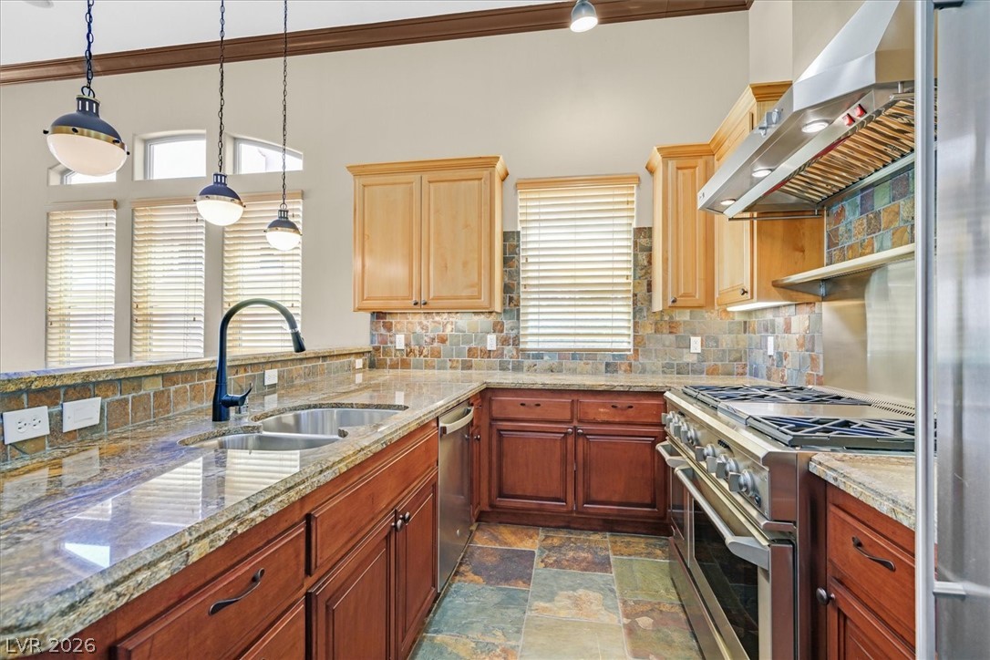 12 Vía Ravello Henderson, NV 89011 - Photo 12 of 70 Kitchen