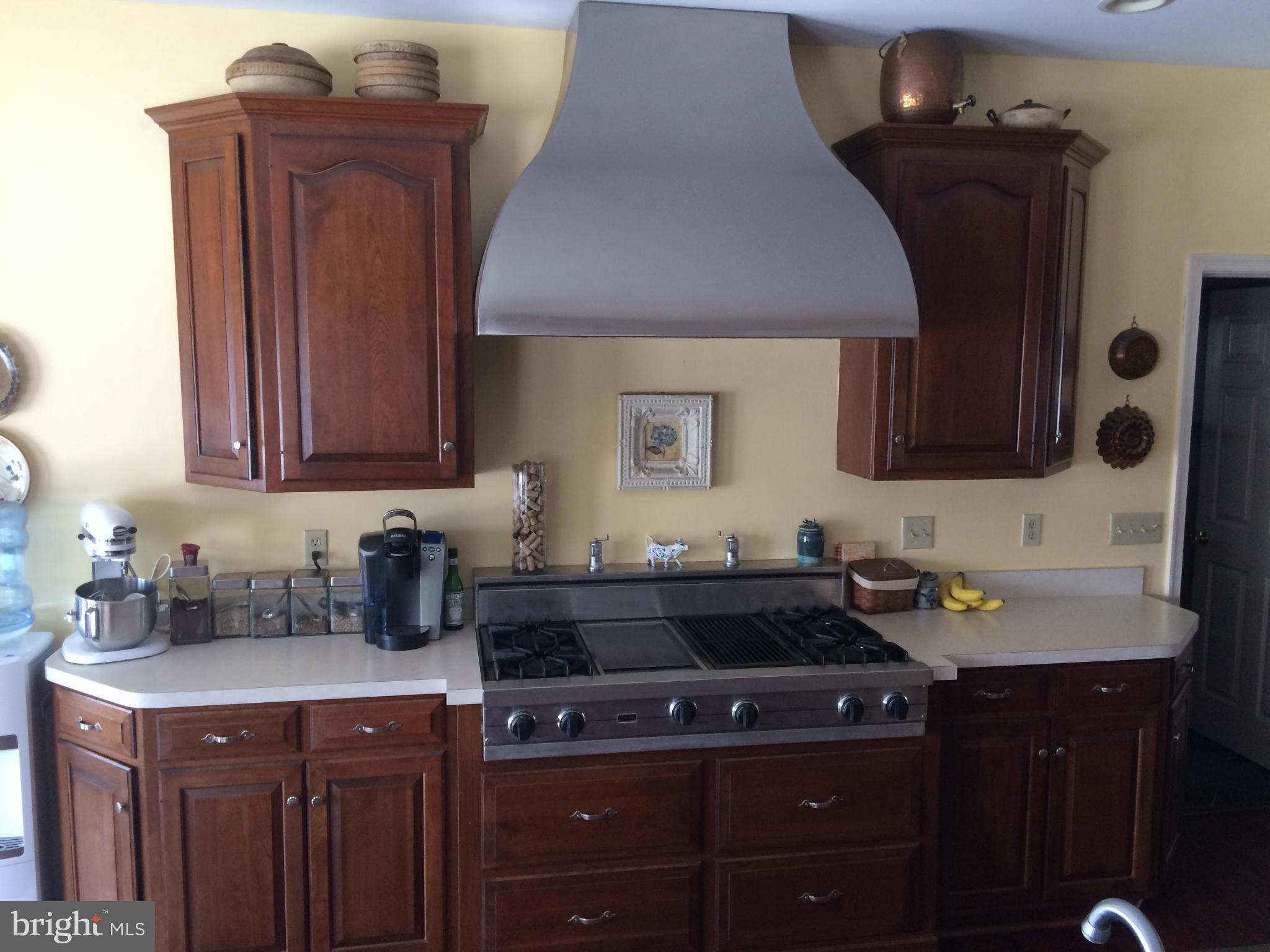 9575 Tomstown Road Waynesboro, PA 17268 - Photo 8 of 30 Kitchen