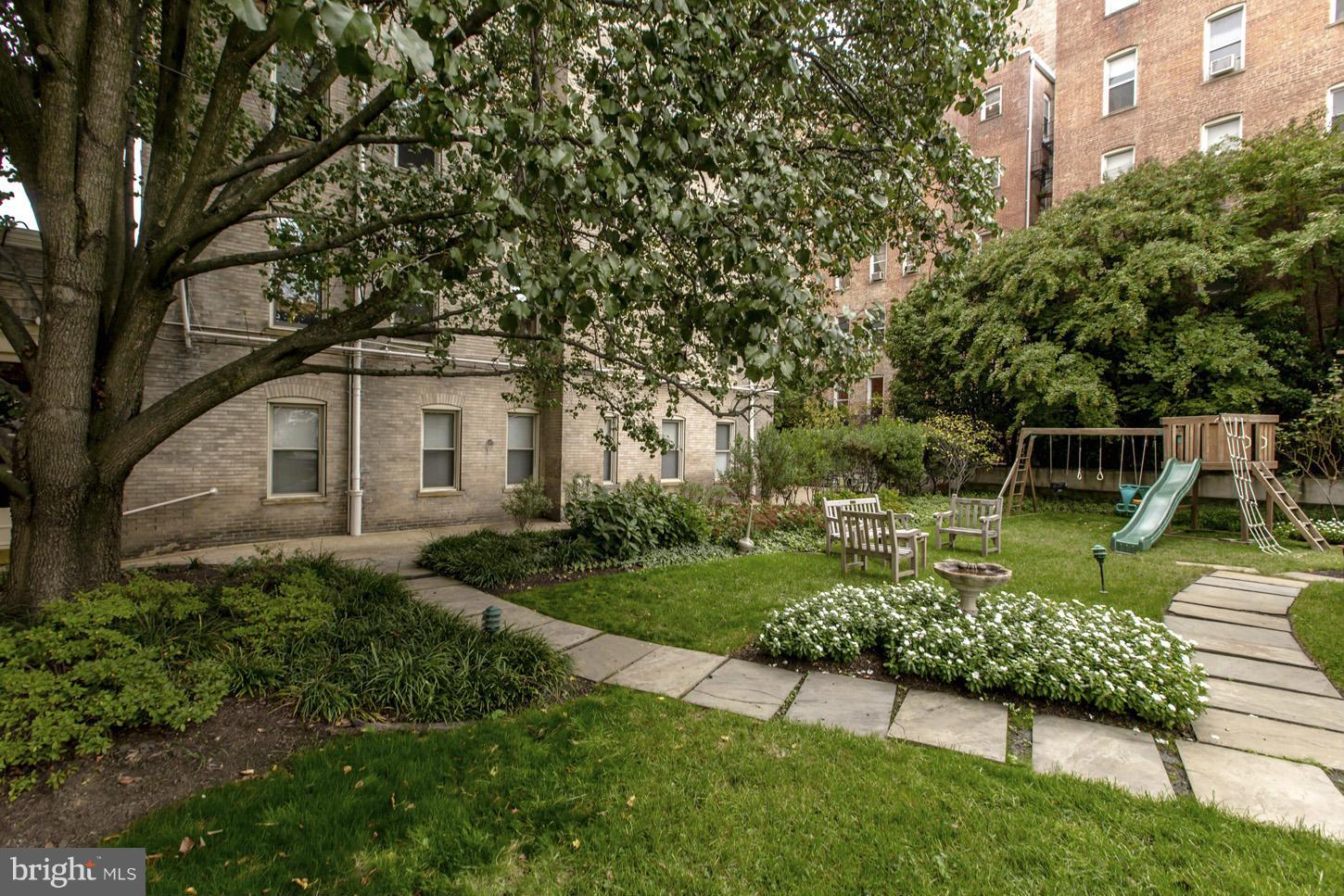 2022 Columbia Road Northwest, Unit 709 Washington, DC 20009 - Photo 20 of 21 Rear Courtard
