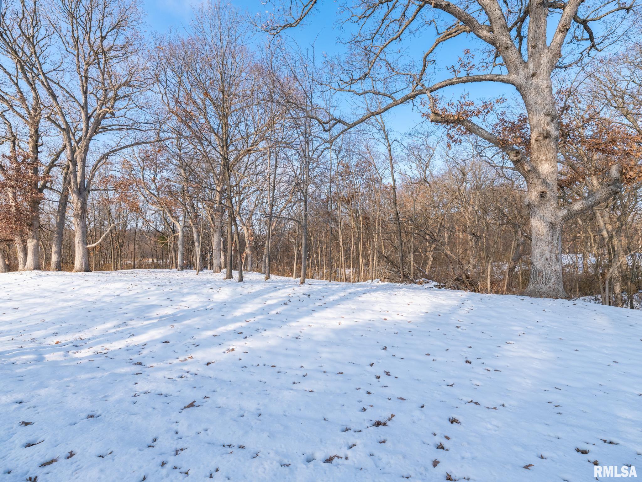 3041 Zion Oaks Road Pekin, IL 61554 - Photo 2 of 21