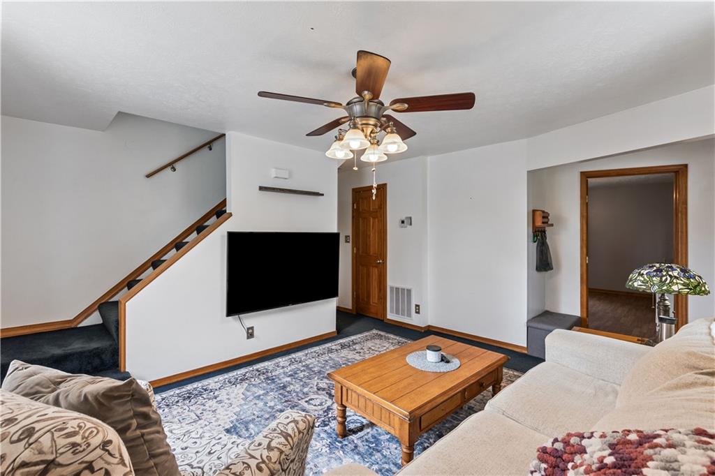 28 Meadow Street Monongahela, PA 15063 - Photo 13 of 45