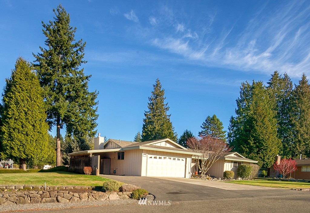 13704 Southeast 144th Street Renton, WA 98059 - Photo 2 of 19 Gallery Image 2