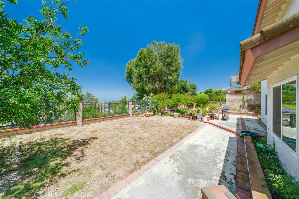 3595 Hawkwood Road Diamond Bar, CA 91765 - Photo 28 of 52