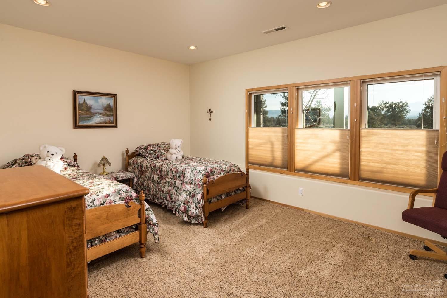 18276 Fryrear Ranch Road Bend, OR 97703 - Photo 18 of 25 Additional Photo