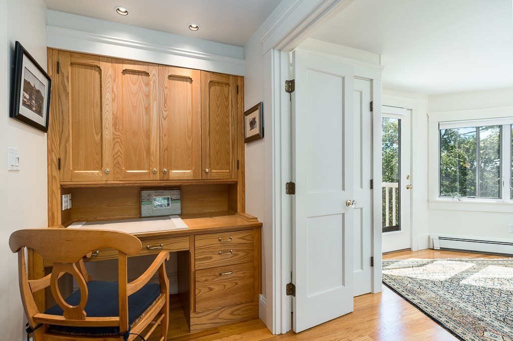 15 Cliff Road Gloucester, MA 01930 - Photo 6 of 42 a view of an entryway with wooden floor