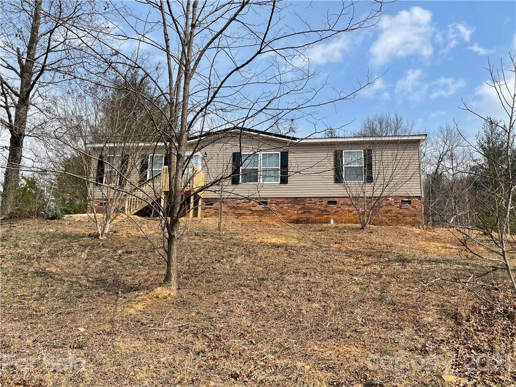1214 Old Linville Road Marion, NC 28752 - Photo 1 of 20 Gallery Image 1