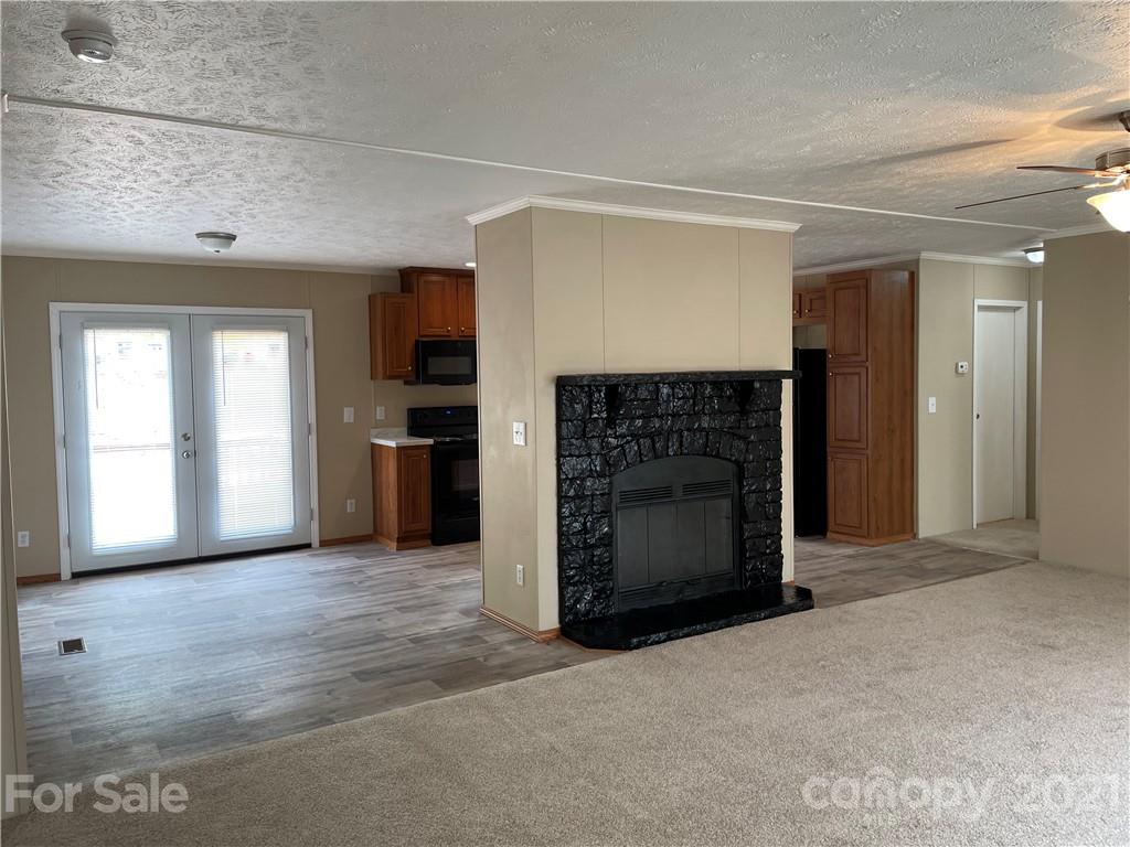 1214 Old Linville Road Marion, NC 28752 - Photo 5 of 20 Gallery Image 5
