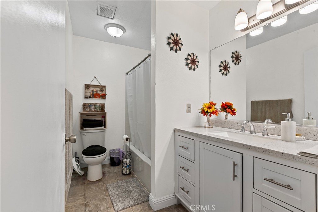 1401 21st Street Oceano, CA 93445 - Photo 24 of 32 1417 bathroom