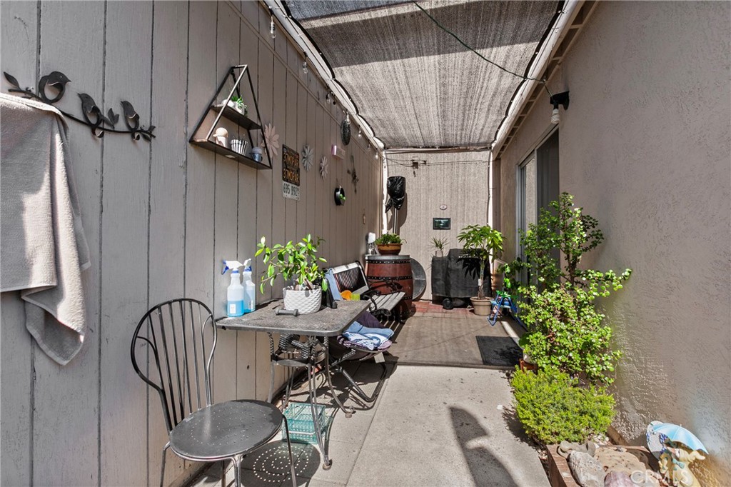 1401 21st Street Oceano, CA 93445 - Photo 29 of 32 1417 sideyard