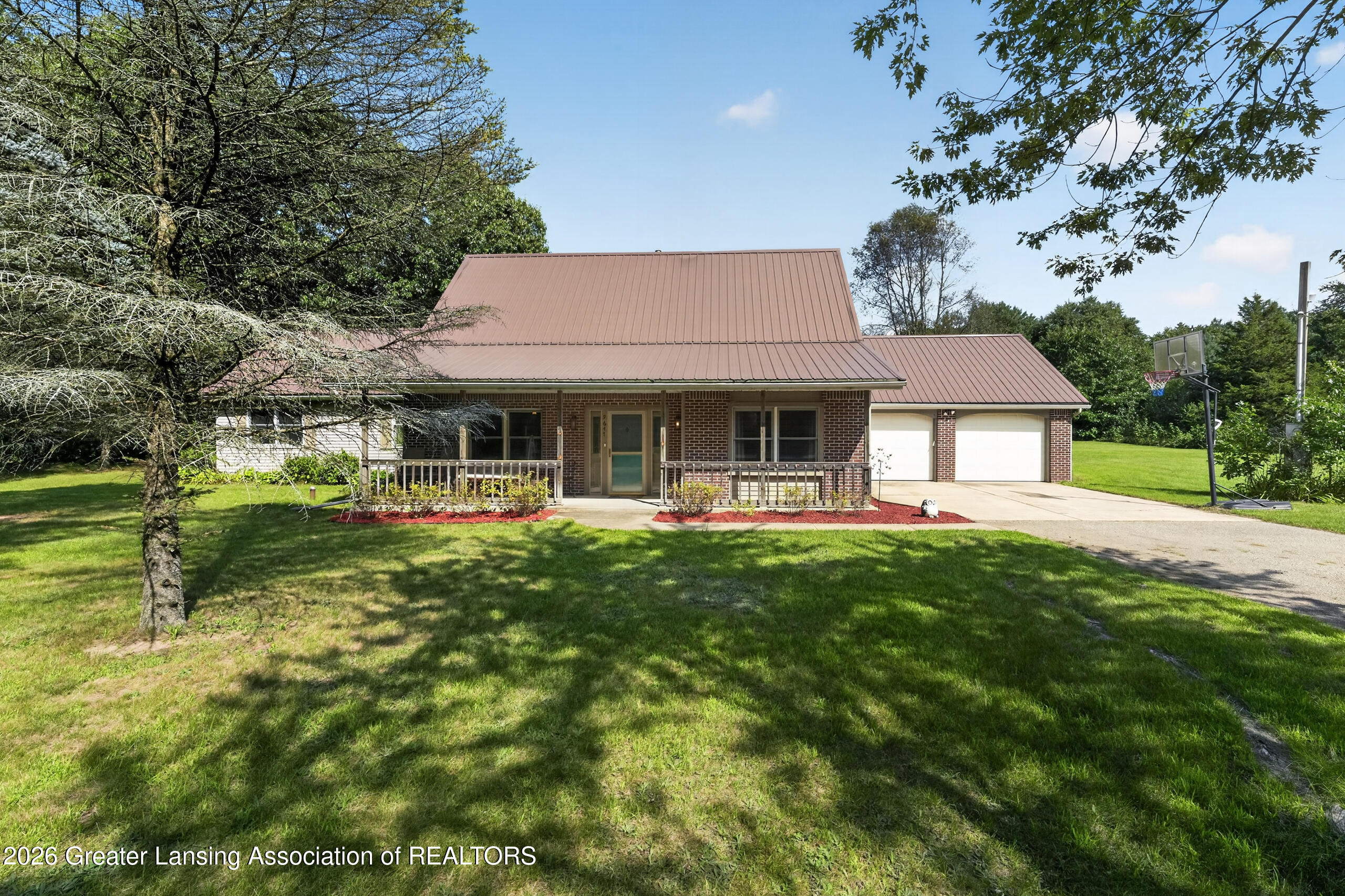 9647 Bellevue Road Battle Creek, MI 49014 - Photo 2 of 52 04-9647-Bellevue-road-WindowStill-Photog