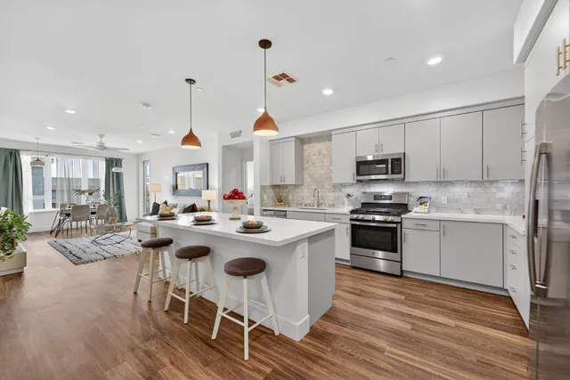 $844,000 | 5925 Charlotte Drive, Unit 408, San Jose, CA 95123