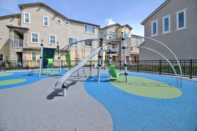 $844,000 | 5925 Charlotte Drive, Unit 408, San Jose, CA 95123