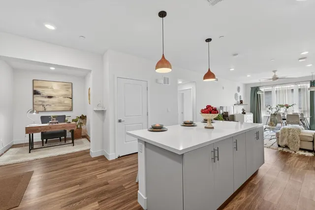 $844,000 | 5925 Charlotte Drive, Unit 408, San Jose, CA 95123