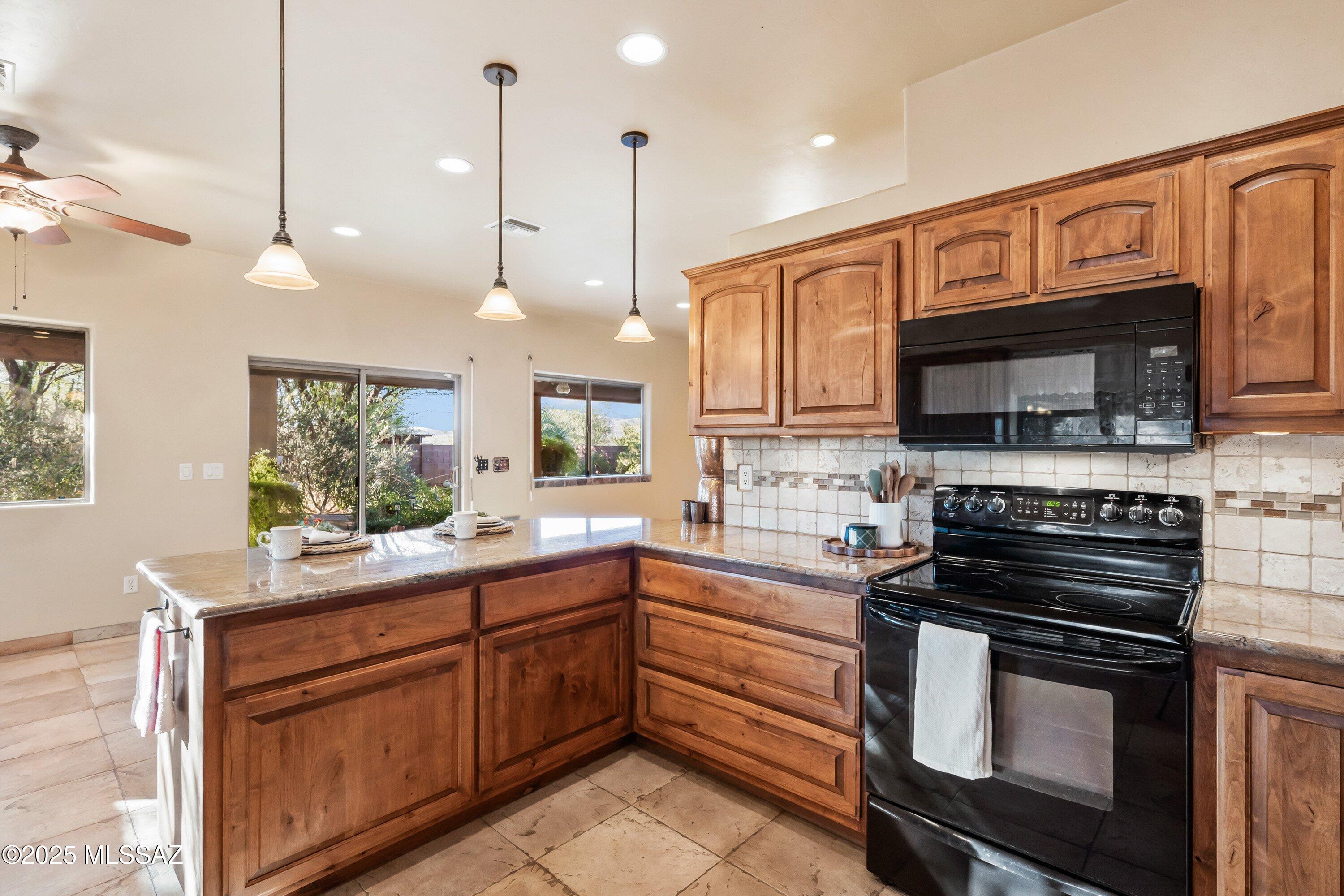 23 Calle Dinamarca Rio Rico, AZ 85648 - Photo 16 of 34 Gallery Image 16
