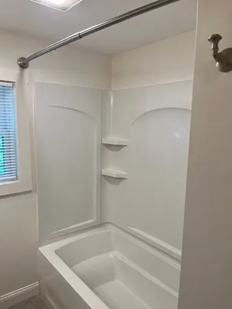 $2,200 | 82 Pleasant Street, Unit 1, Ayer, MA 01432