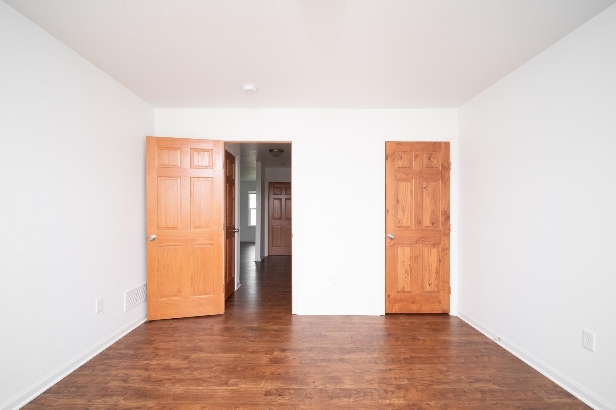 3030 Hiddengreen Drive Belvidere, IL 61008 - Photo 10 of 24 a view of an empty room and wooden floor