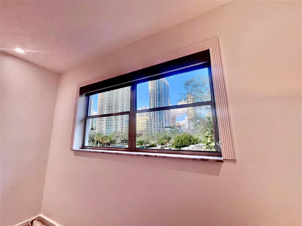 601 Southeast 5th Court, Unit 301 Fort Lauderdale, FL 33301 - Photo 26 of 28