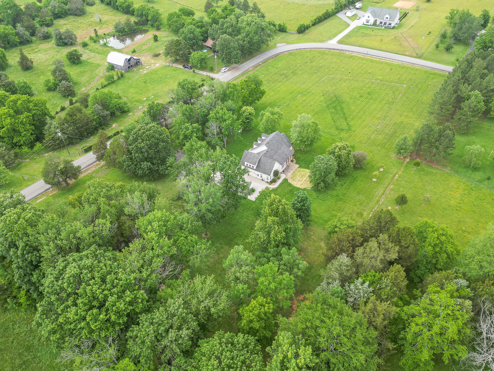 9251 Link Road Christiana, TN 37037 - Photo 3 of 40 a kitchen with lots of trees