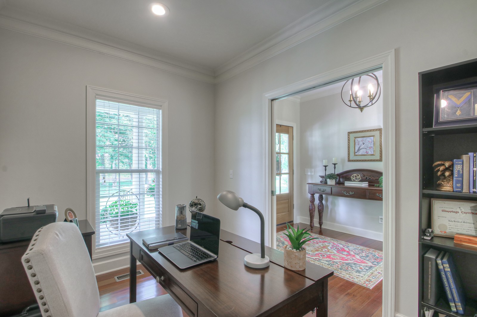 9251 Link Road Christiana, TN 37037 - Photo 9 of 40 a living room with furniture and a window