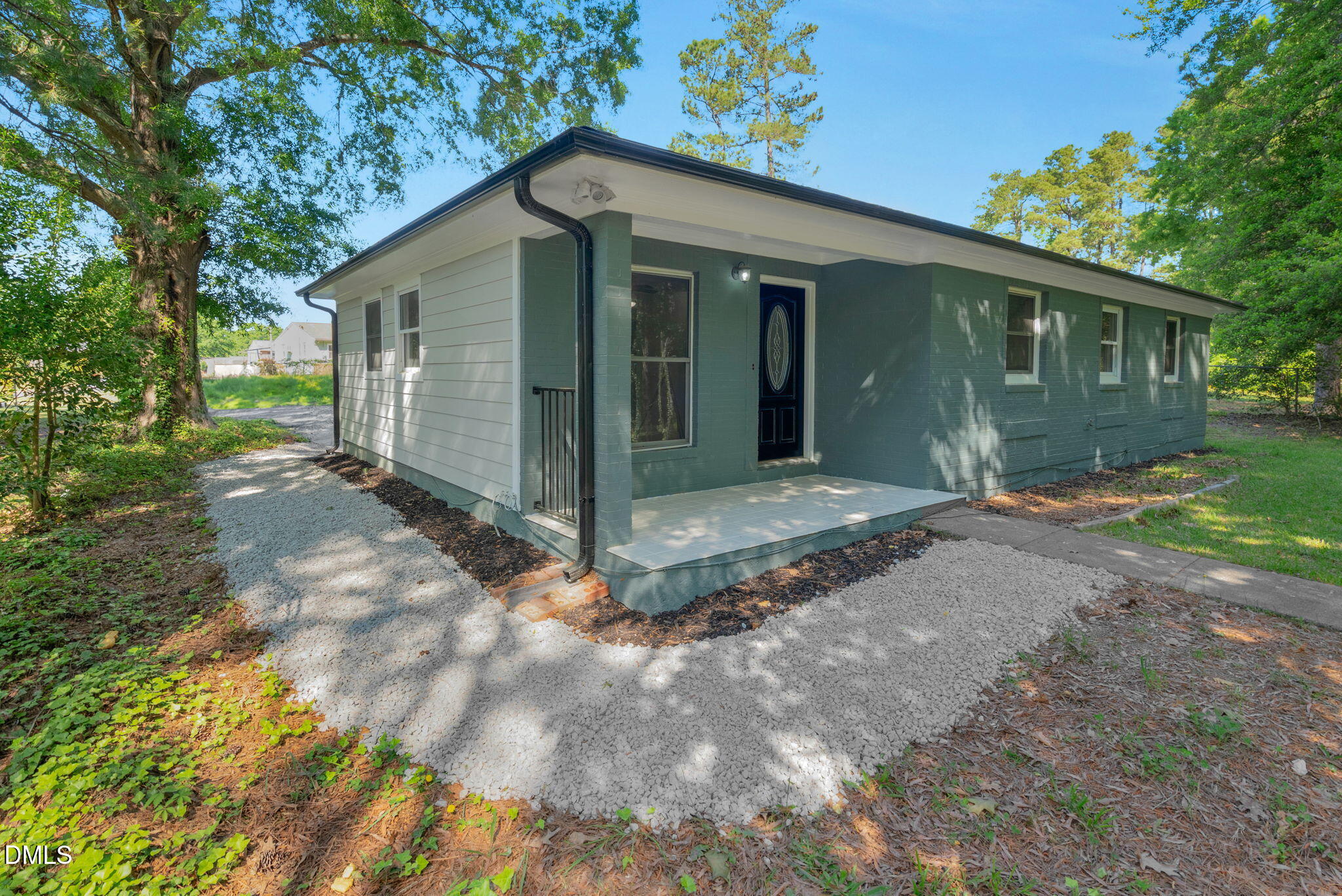 2-web-or-mls-308 Lynn Rd-2