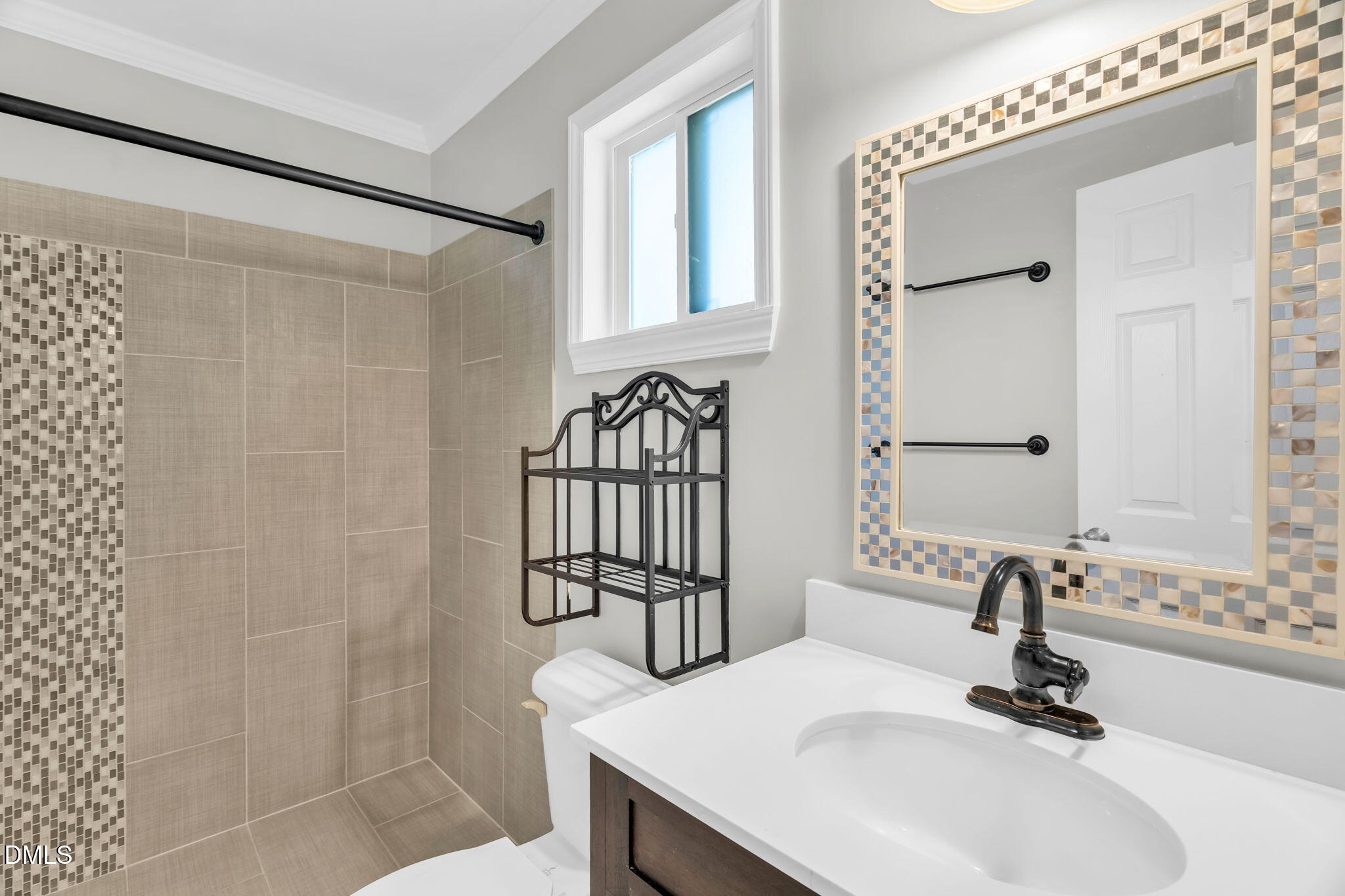 308 Lynn Road Durham, NC 27703 - Photo 12 of 22 16-web-or-mls-308 Lynn Rd-16