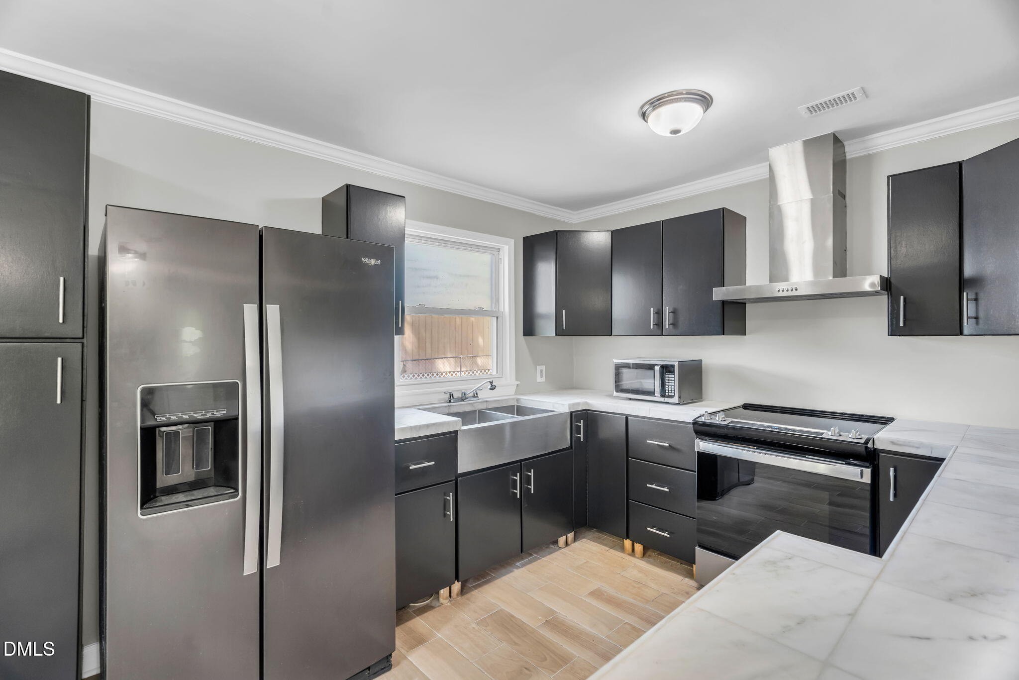 308 Lynn Road Durham, NC 27703 - Photo 8 of 22 10-web-or-mls-308 Lynn Rd-10