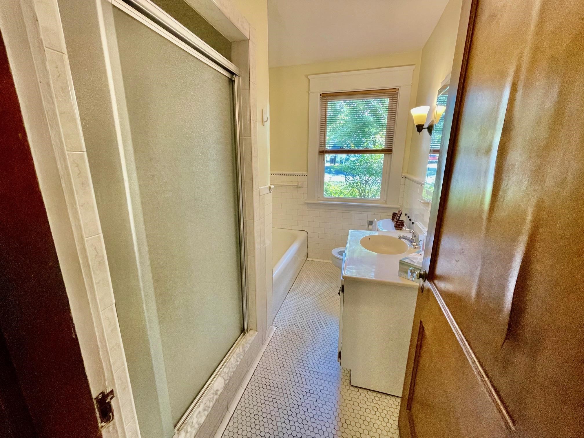 316 Myrtle Street, Unit 1 Manchester, NH 03104 - Photo 16 of 28