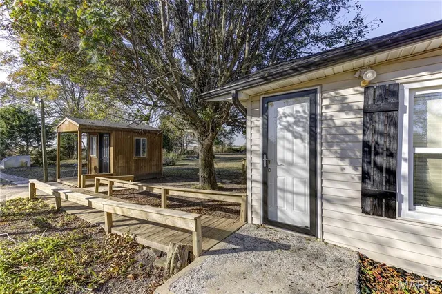 $179,000 | 3780 Highway 80, Matthews, MO 63867