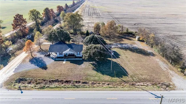 $179,000 | 3780 Highway 80, Matthews, MO 63867