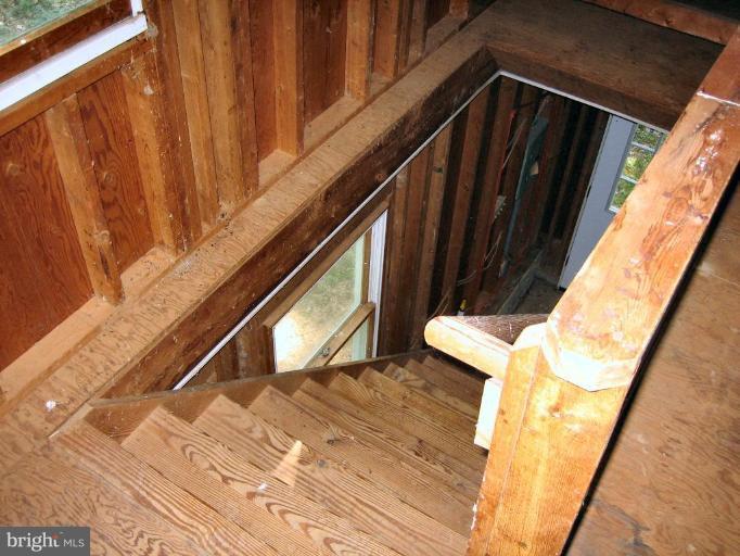 24421 Peach Tree Road Clarksburg, MD 20871 - Photo 8 of 30 DETACHED GARAGE STAIRWAY TO UPSTAIRS