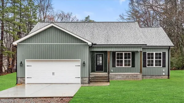 $409,000 | 125 Albertson Road, Thomasville, NC 27360