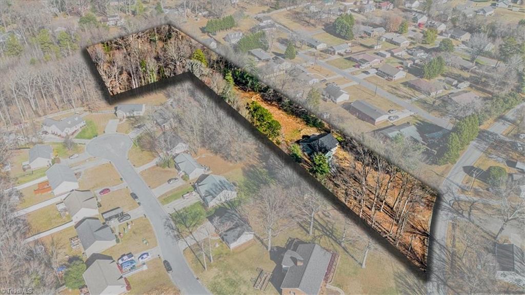 125 Albertson Road Thomasville, NC 27360 - Photo 16 of 26