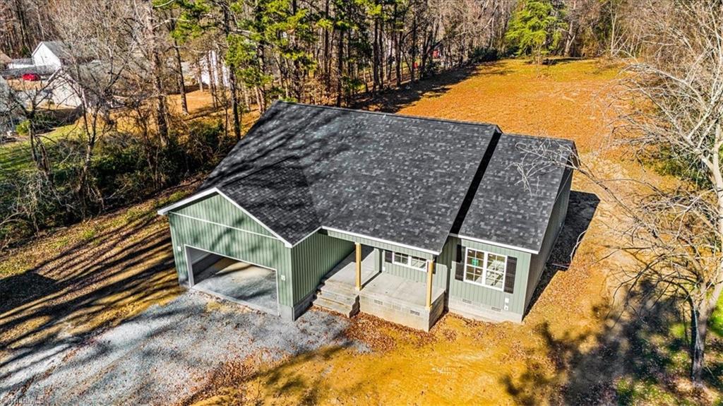 125 Albertson Road Thomasville, NC 27360 - Photo 5 of 26