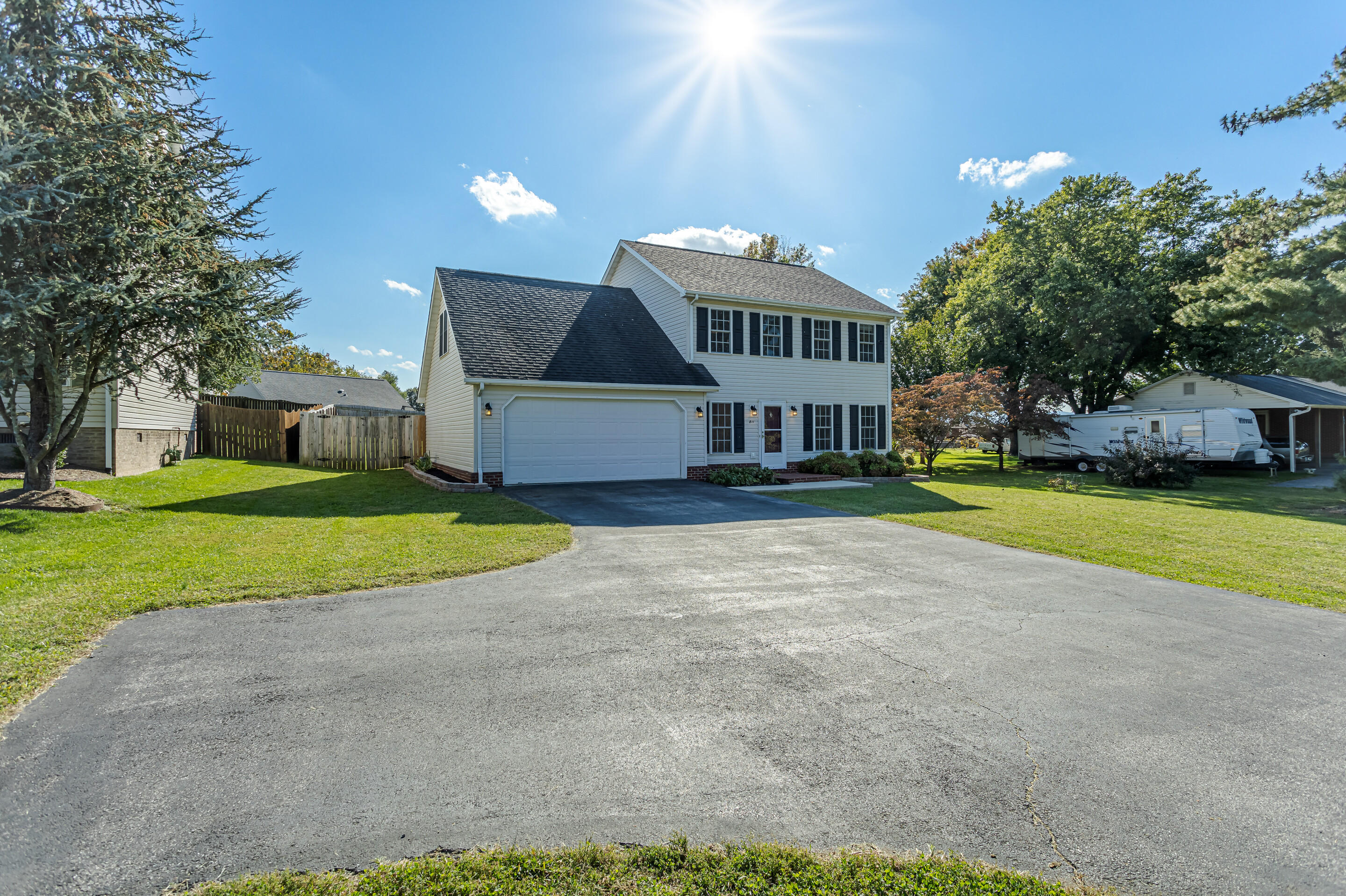 811 Ruddell Road Vinton, VA 24179 - Photo 4 of 42 04_811_Ruddle_Rd4_mls