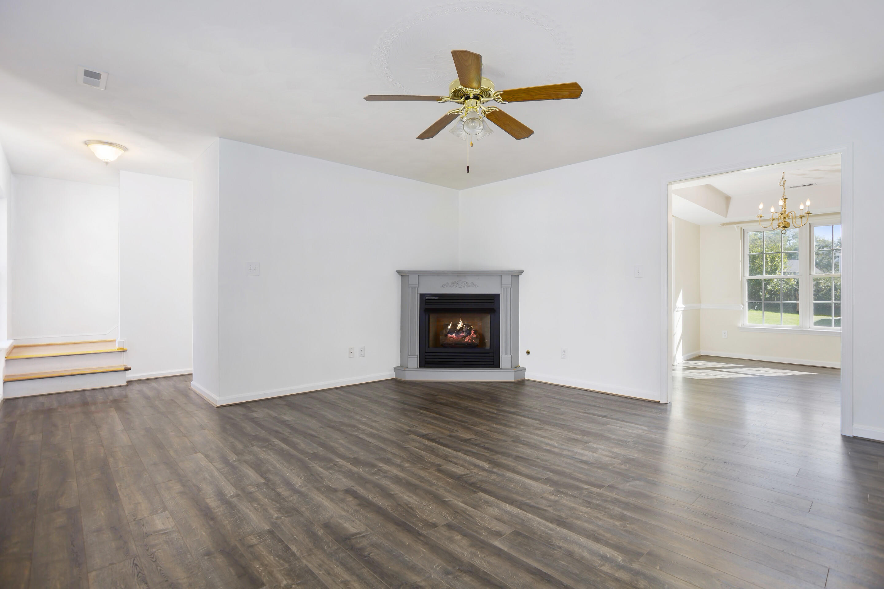 811 Ruddell Road Vinton, VA 24179 - Photo 7 of 42 07_811_Ruddle_Rd7_mls
