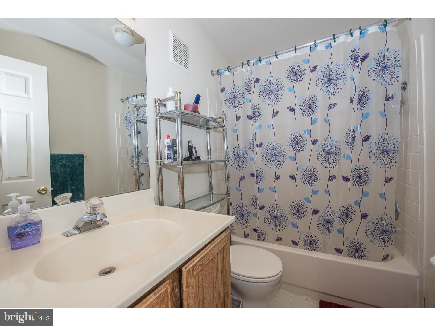 29 Independence Place Chesterbrook, PA 19087 - Photo 21 of 25 Half Bath