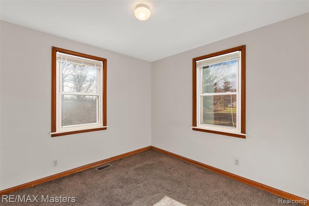 160 Ready Road Carleton, MI 48117 - Photo 11 of 27 Gallery Image 11