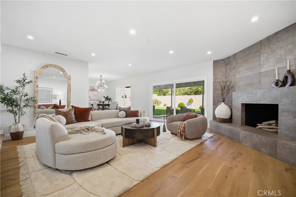 22764 Liberty Bell Road Calabasas, CA 91302 - Photo 10 of 72