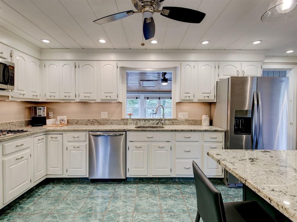 119 Argilla Road Andover, MA 01810 - Photo 8 of 33