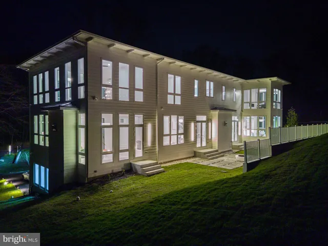 $4,999,000 | 8757 Brook Road, McLean, VA 22102