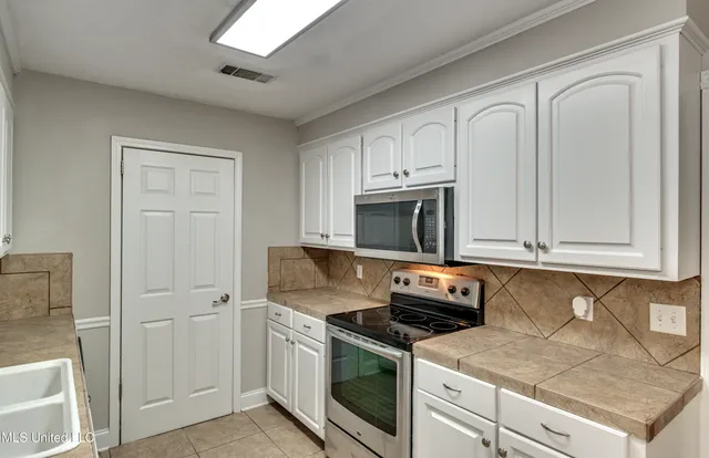 $2,300 | 348 Durham Court, Brandon, MS 39047