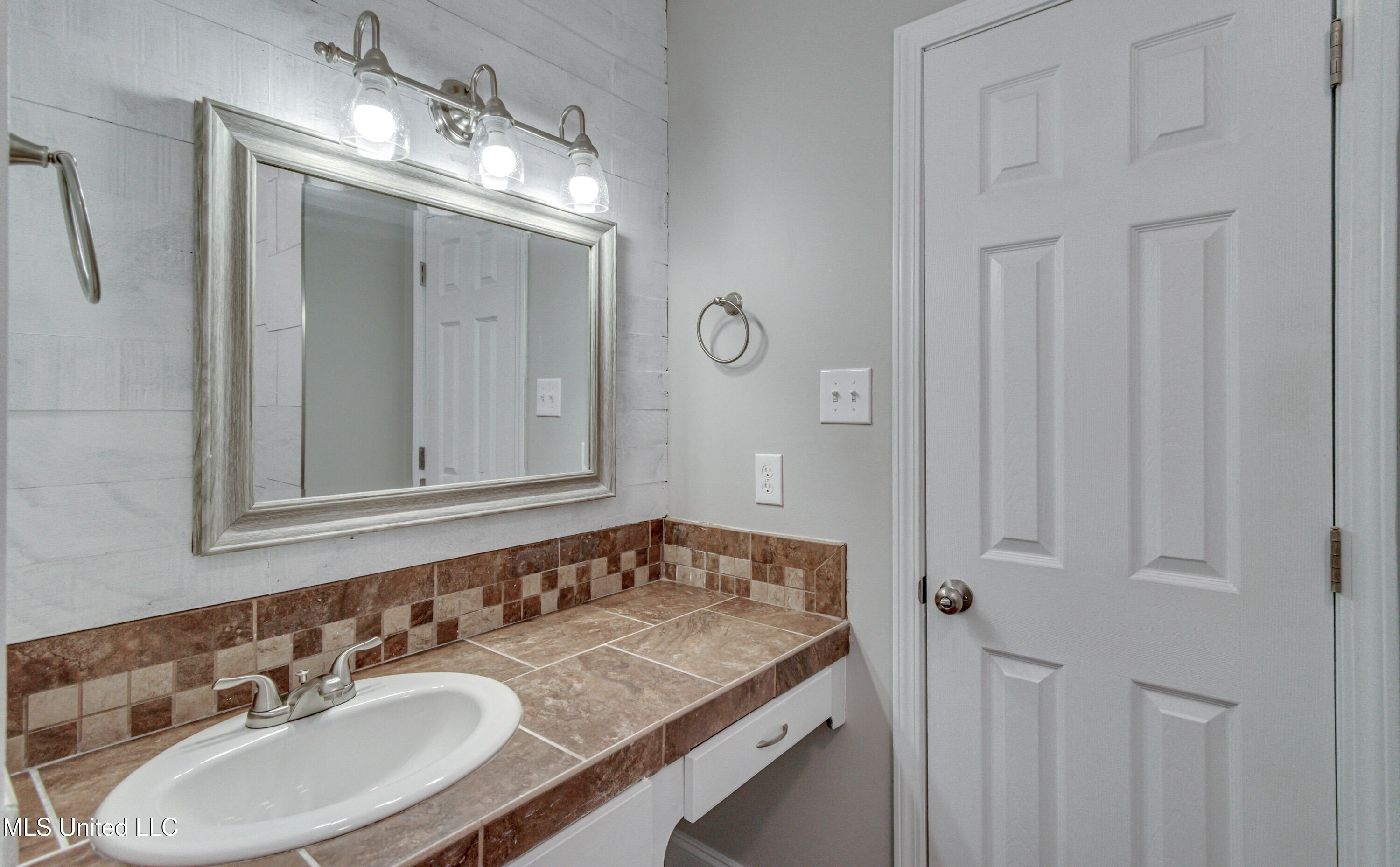 348 Durham Court Brandon, MS 39047 - Photo 33 of 50 348 Durham Ct-26