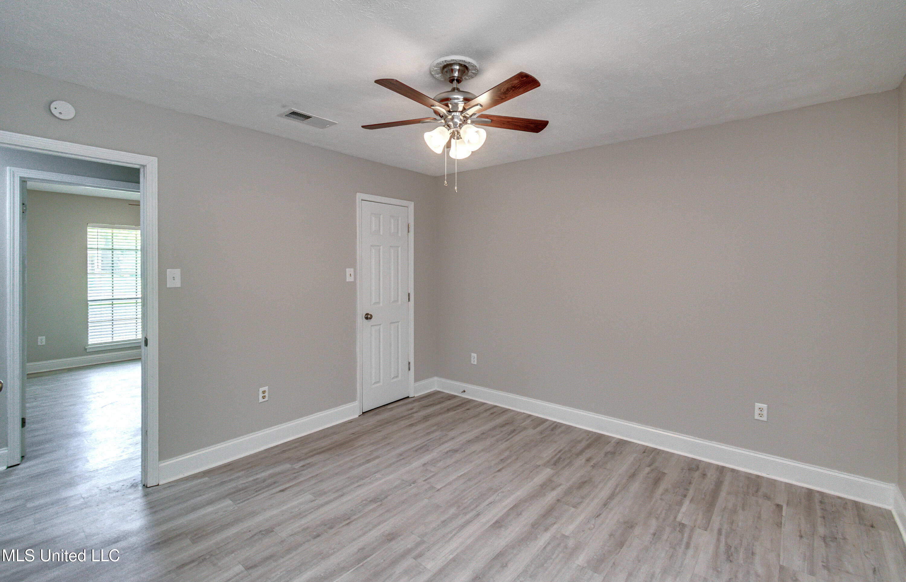 348 Durham Court Brandon, MS 39047 - Photo 35 of 50 348 Durham Ct-38