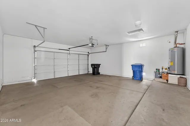 $2,475 | 16036 West Custer Lane, Surprise, AZ 85379