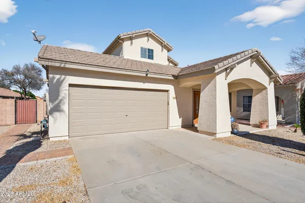 $2,400 | 16036 West Custer Lane, Surprise, AZ 85379
