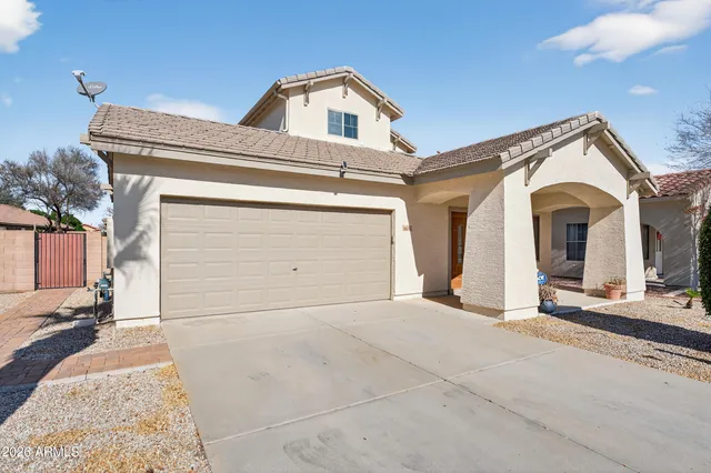 $2,475 | 16036 West Custer Lane, Surprise, AZ 85379